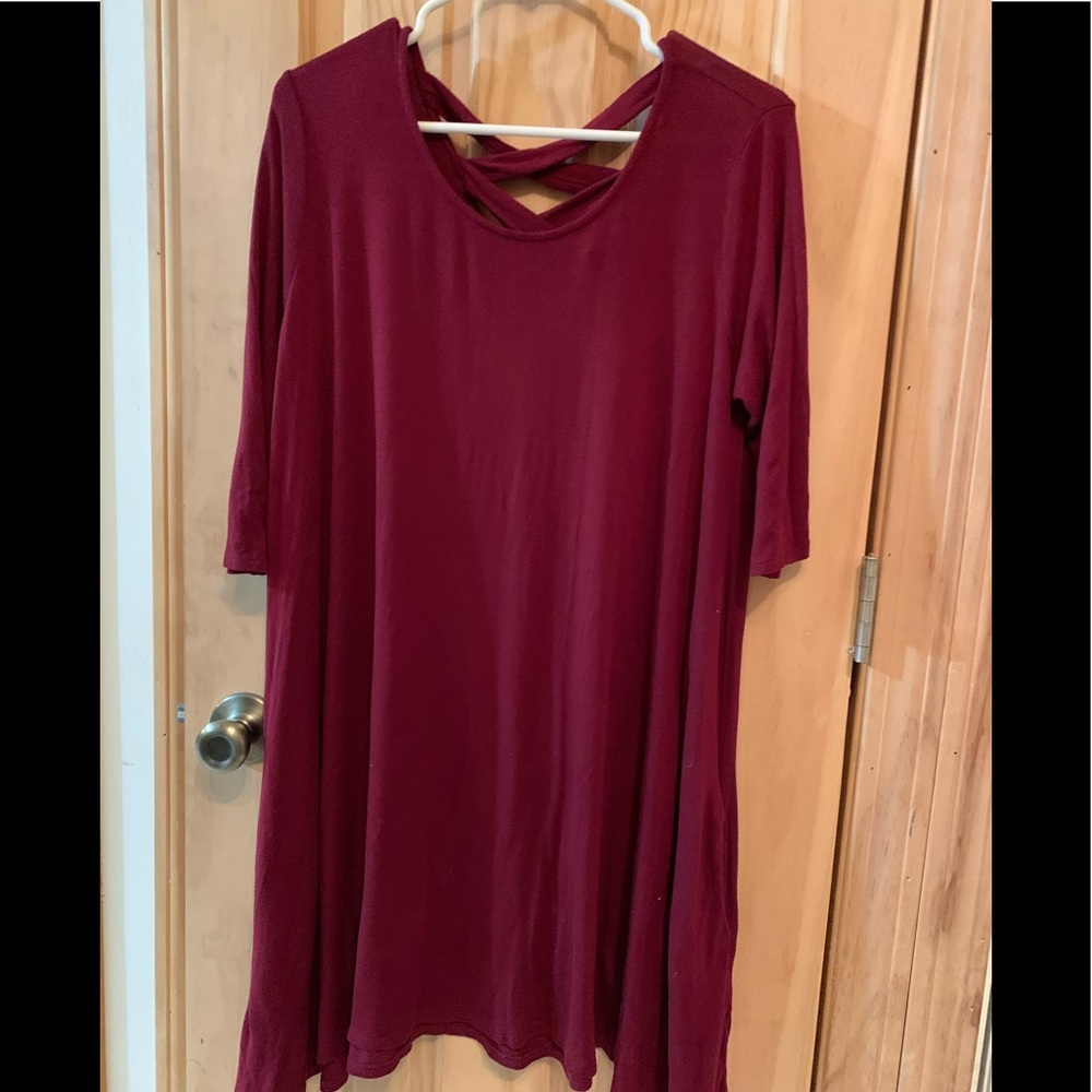 Maroon 3/4 sleeve dress